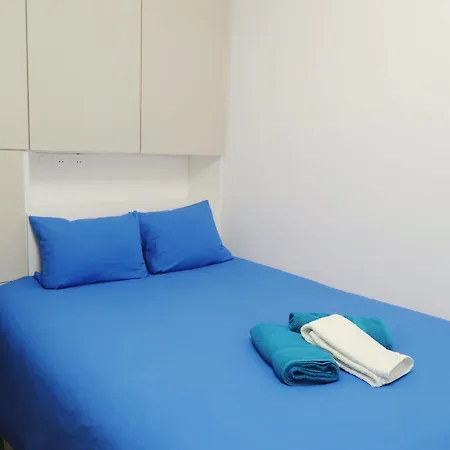 Charming Parisian At Rue Coysevox Apartmán